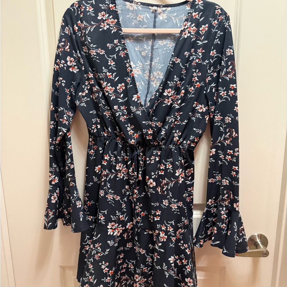 Source Unknown Floral Long Sleeve Dress - Navy and White